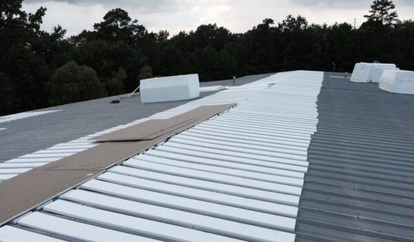 MECHANICALLY FASTENED TPO ROOF