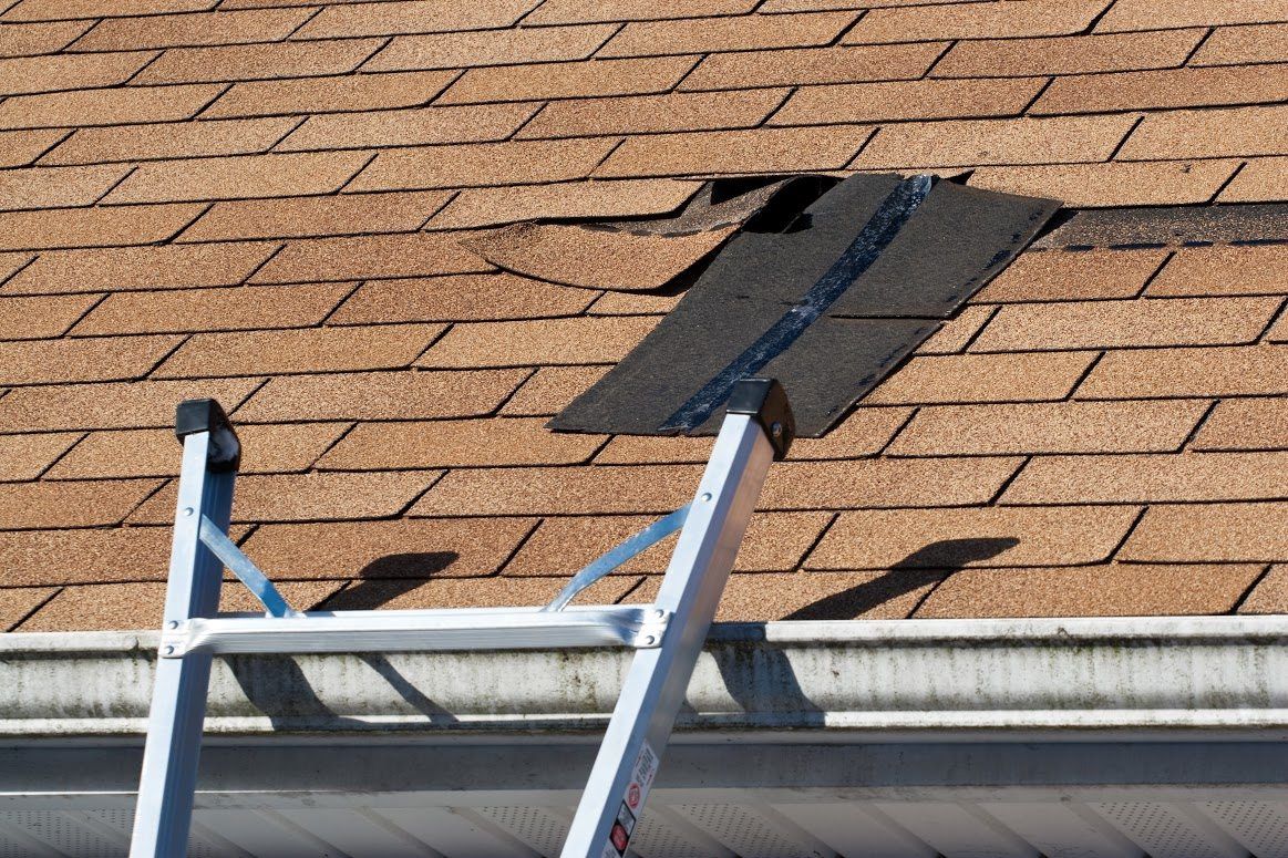 COMMON RESIDENTIAL ROOFING PROBLEMS