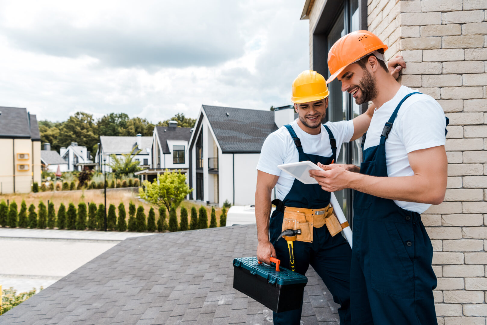Building Question Answers: Choosing the Right Roof for Your New Home Construction