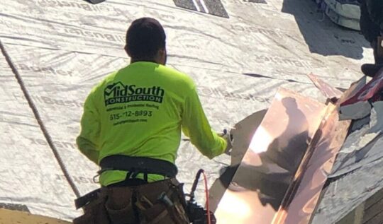 What Is a Master Elite Roofing Contractor?